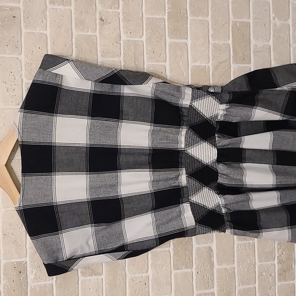 Guess Cotton Black and White Plaid Knee Dress ( Sz M/P) - Picture 4 of 9